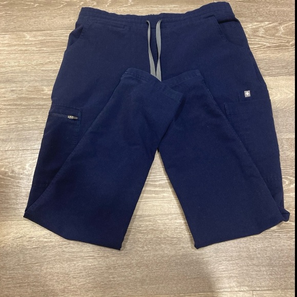 LIKE NEW FIGS Yola Skinny Scrub Pants Small Navy - Picture 3 of 5